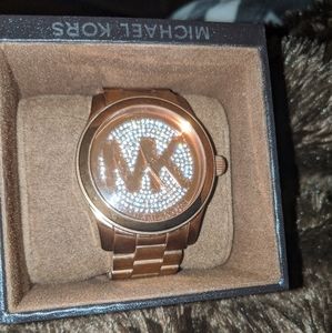 Rose Gold watch w/ oversized bezel